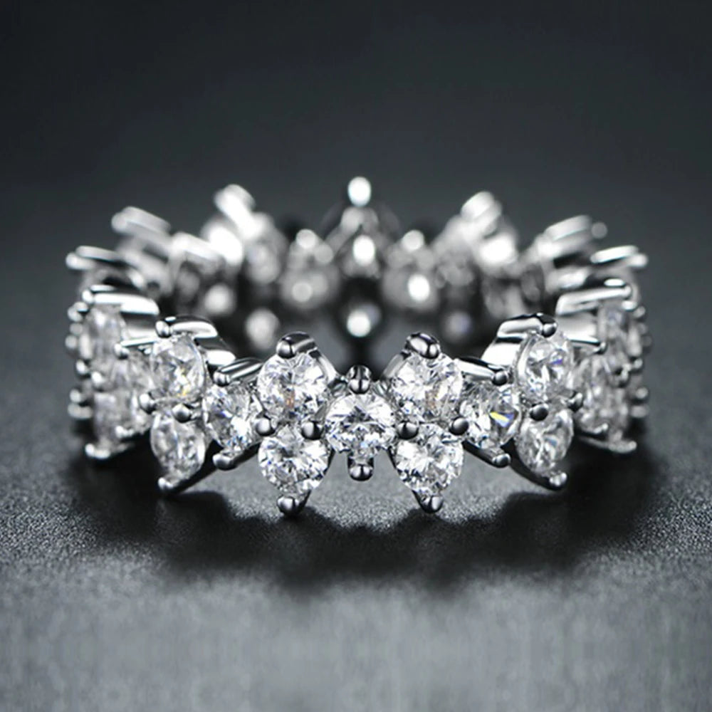 Bague de mariage pavée en zircone Huitan pour femme