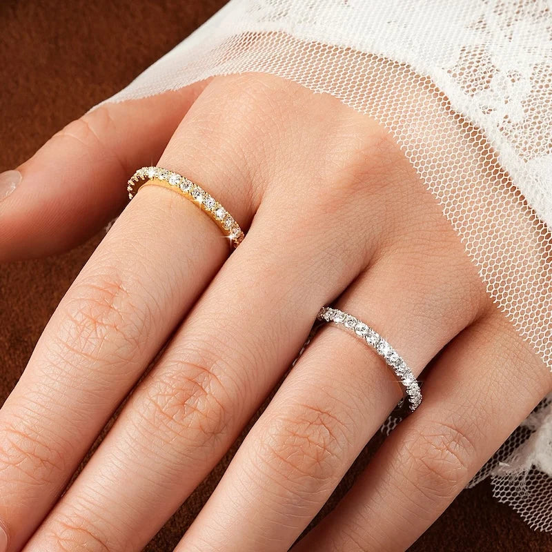 Alliance éternité en moissanite 2 mm Rrjzz