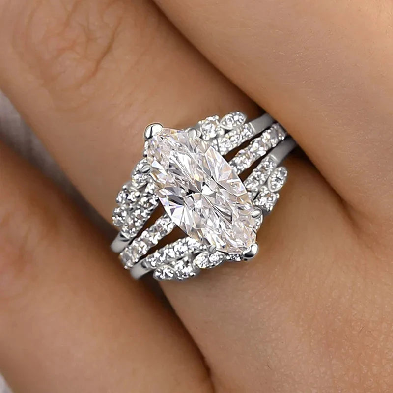 Parure de 2 alliances et bagues de mariage CZ Huitan pour femme