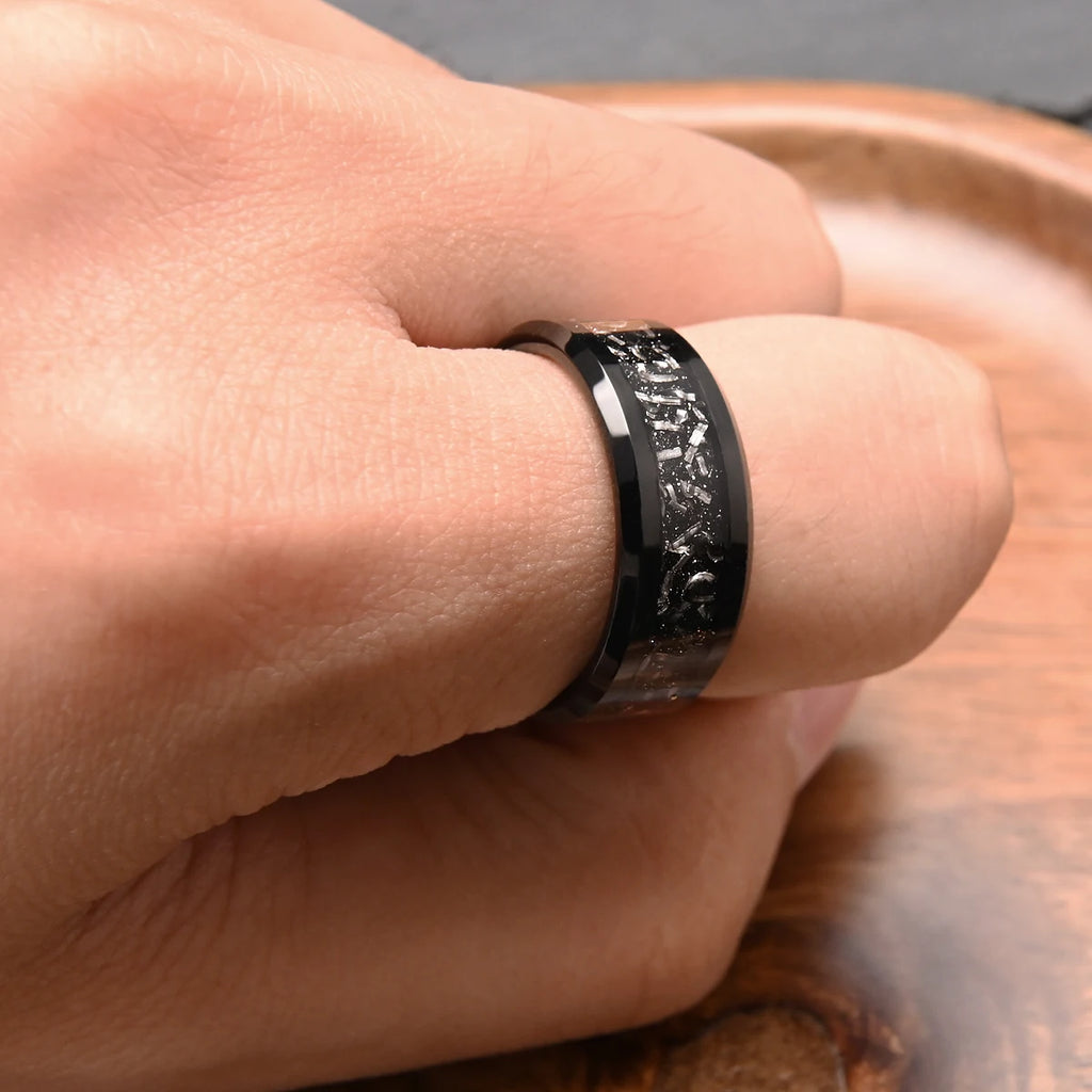 Bague de mariage noire en tungstène et météorite