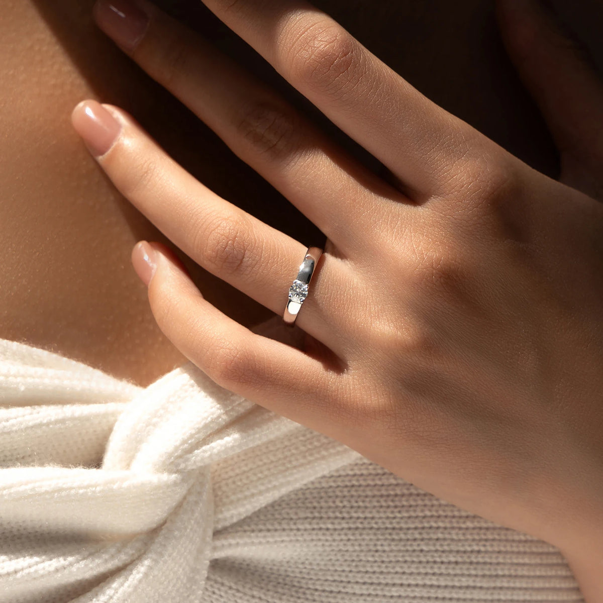 Bague solitaire en argent 925 et moissanite Modian