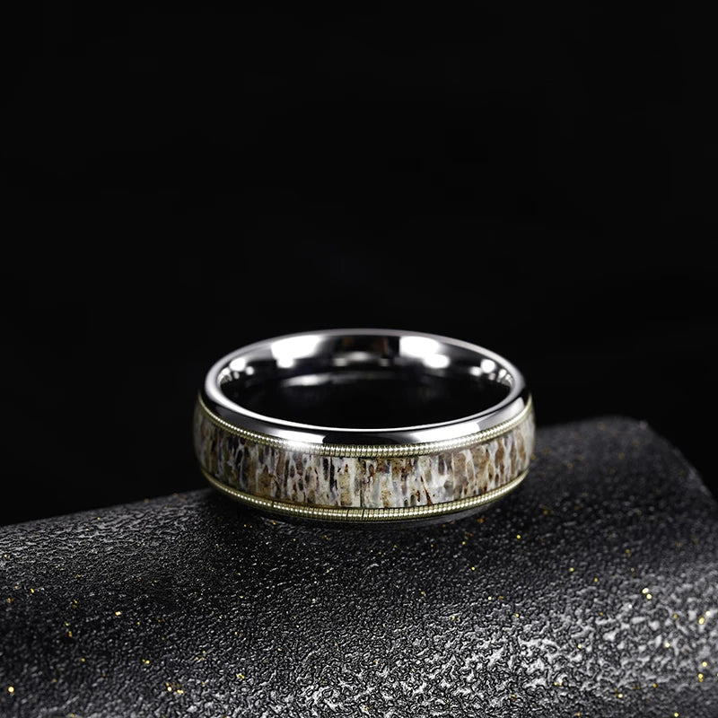 Bague de mariage en tungstène avec bois de cervidé et corde de guitare