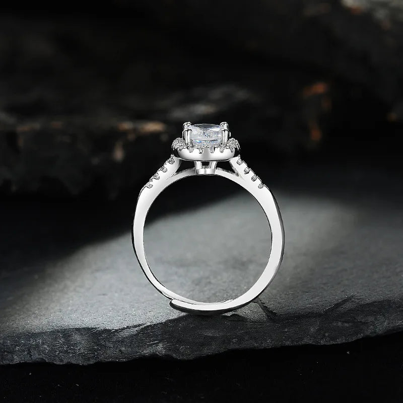 Bague de luxe en argent 925 et moissanite 2ct