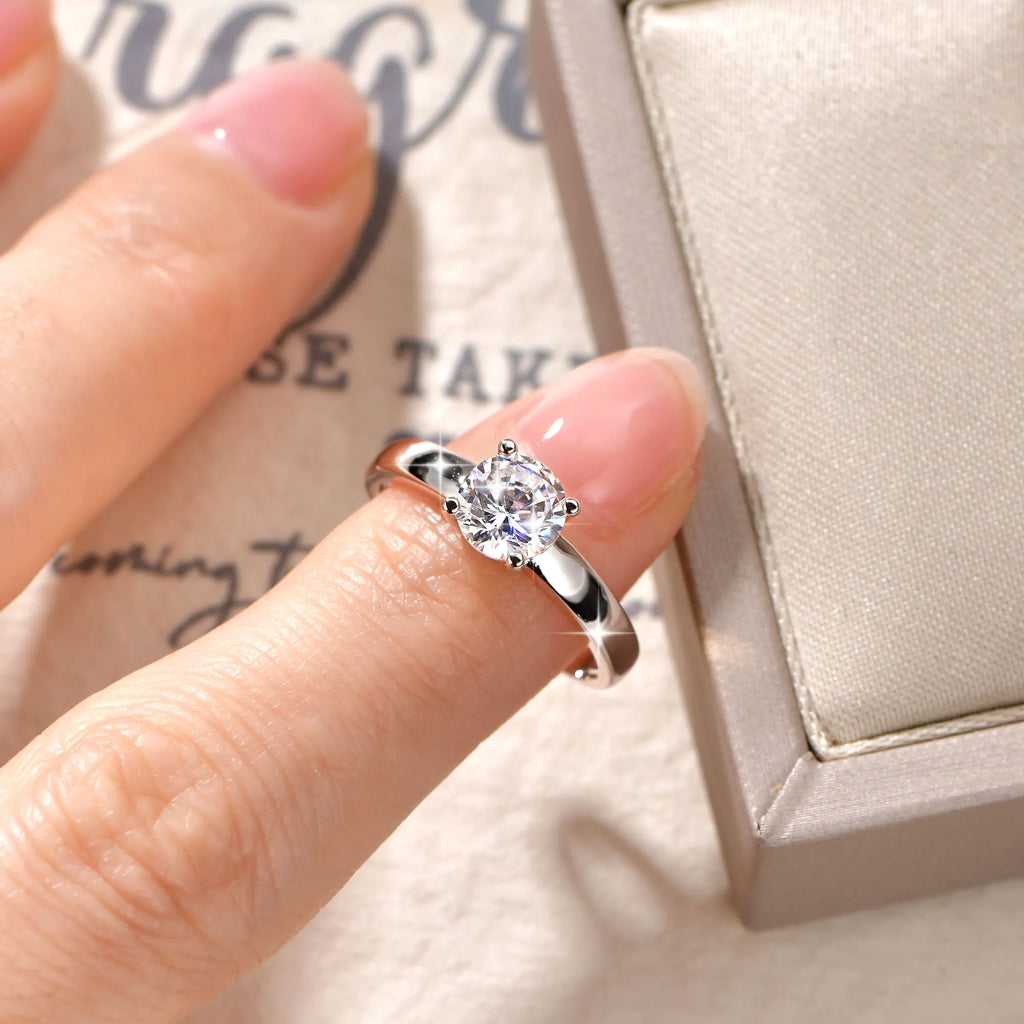 Bague solitaire en moissanite Abestecom