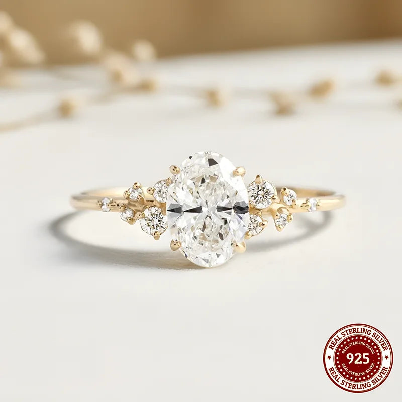 Bague halo en argent 925 et moissanite taille ovale